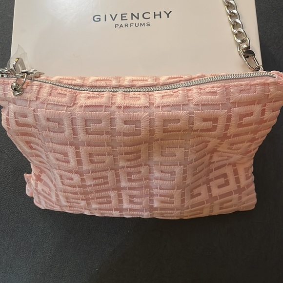 Brand new givenchy - Picture 10 of 12